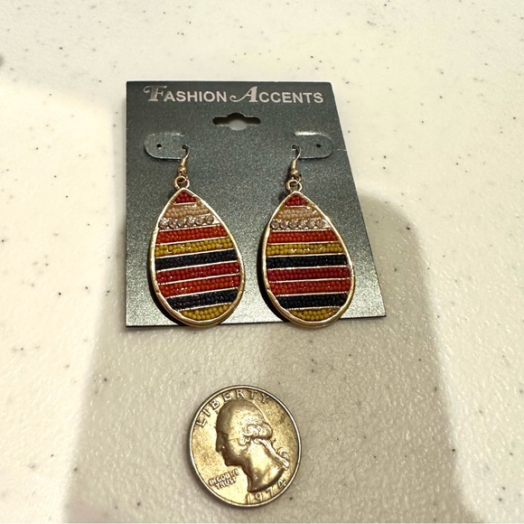 NWT Fashion Accents Earrings dangle gold w/ multicolored seed beads & crystals - Picture 7 of 8